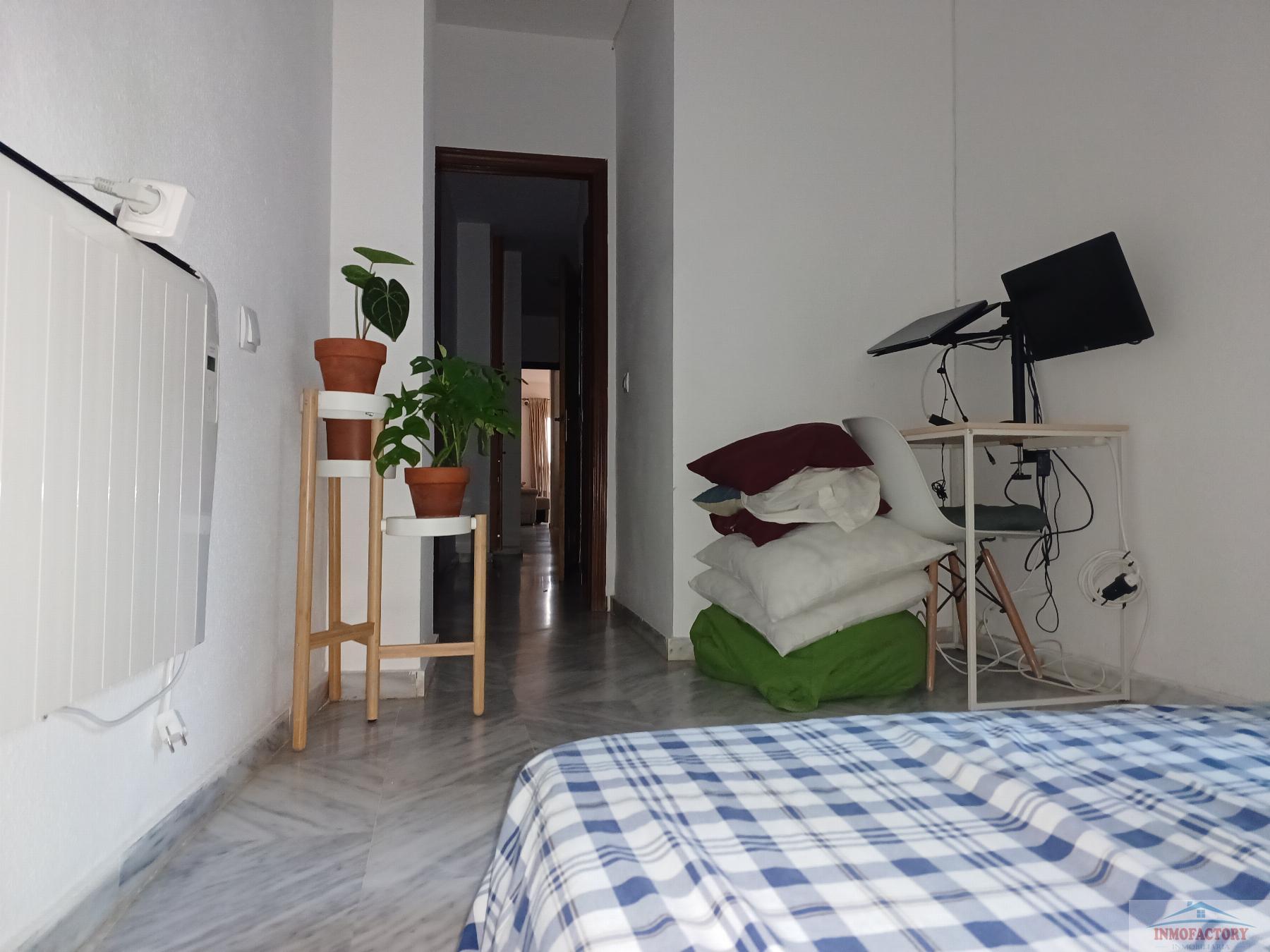 For sale of flat in Sevilla