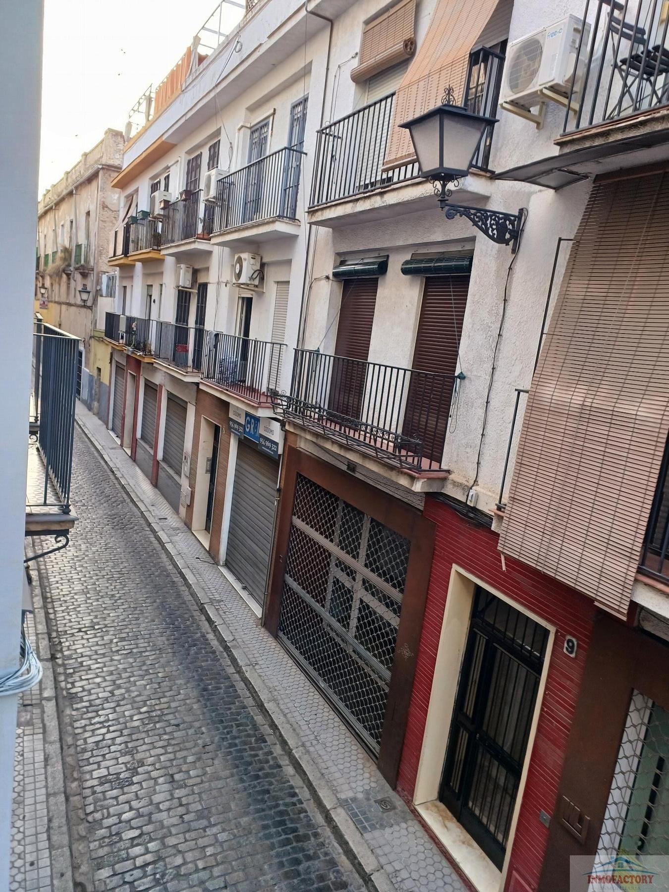 For sale of flat in Sevilla