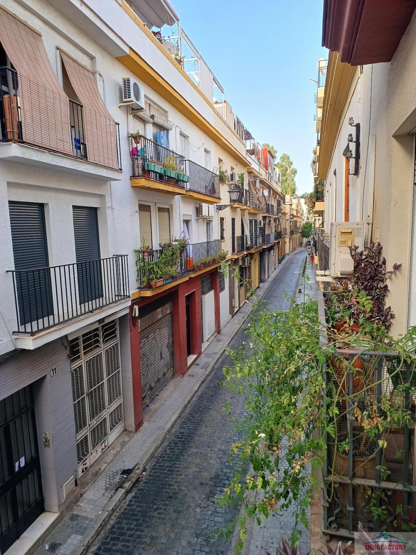 For sale of flat in Sevilla