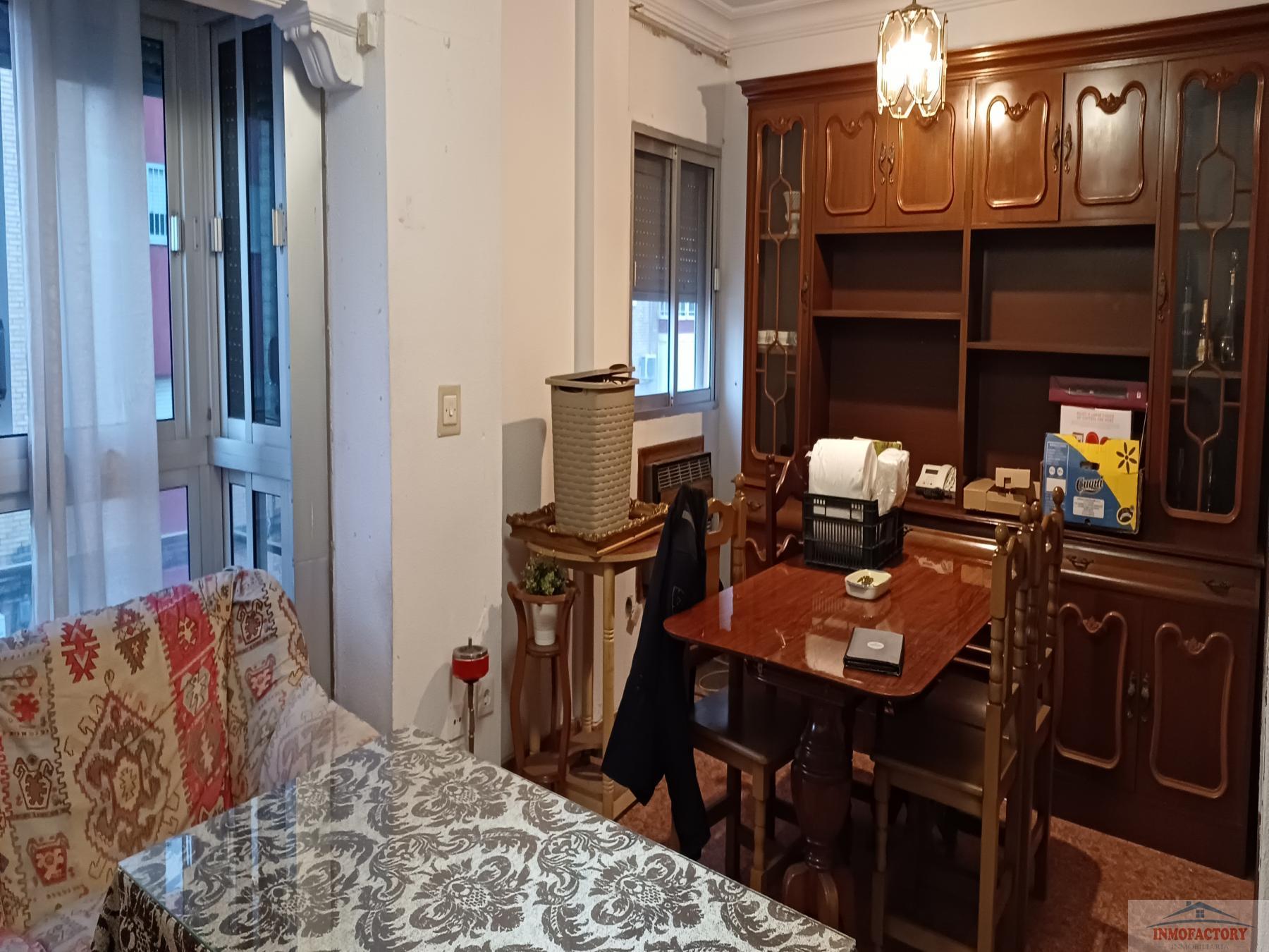 For sale of flat in Sevilla