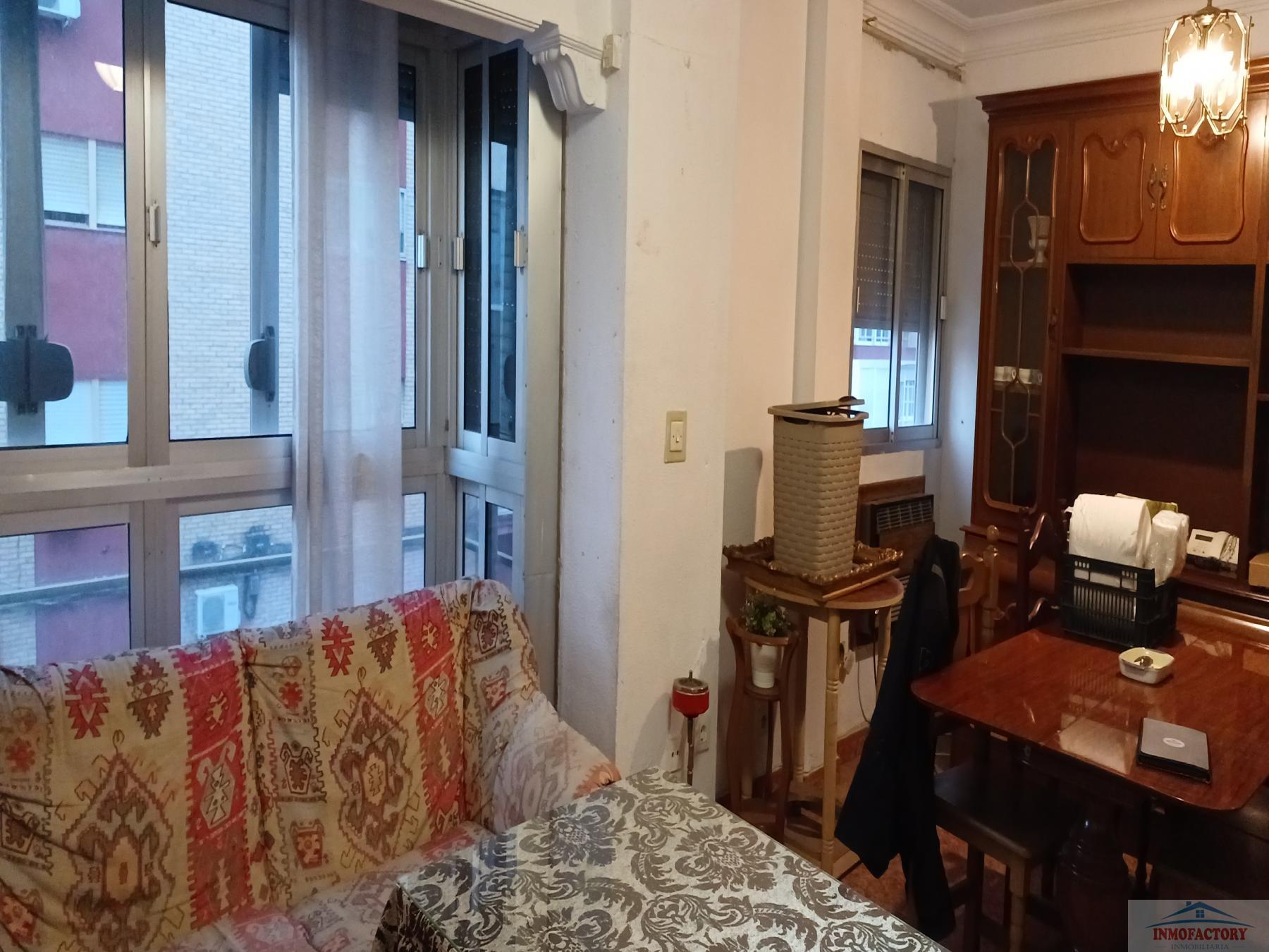 For sale of flat in Sevilla