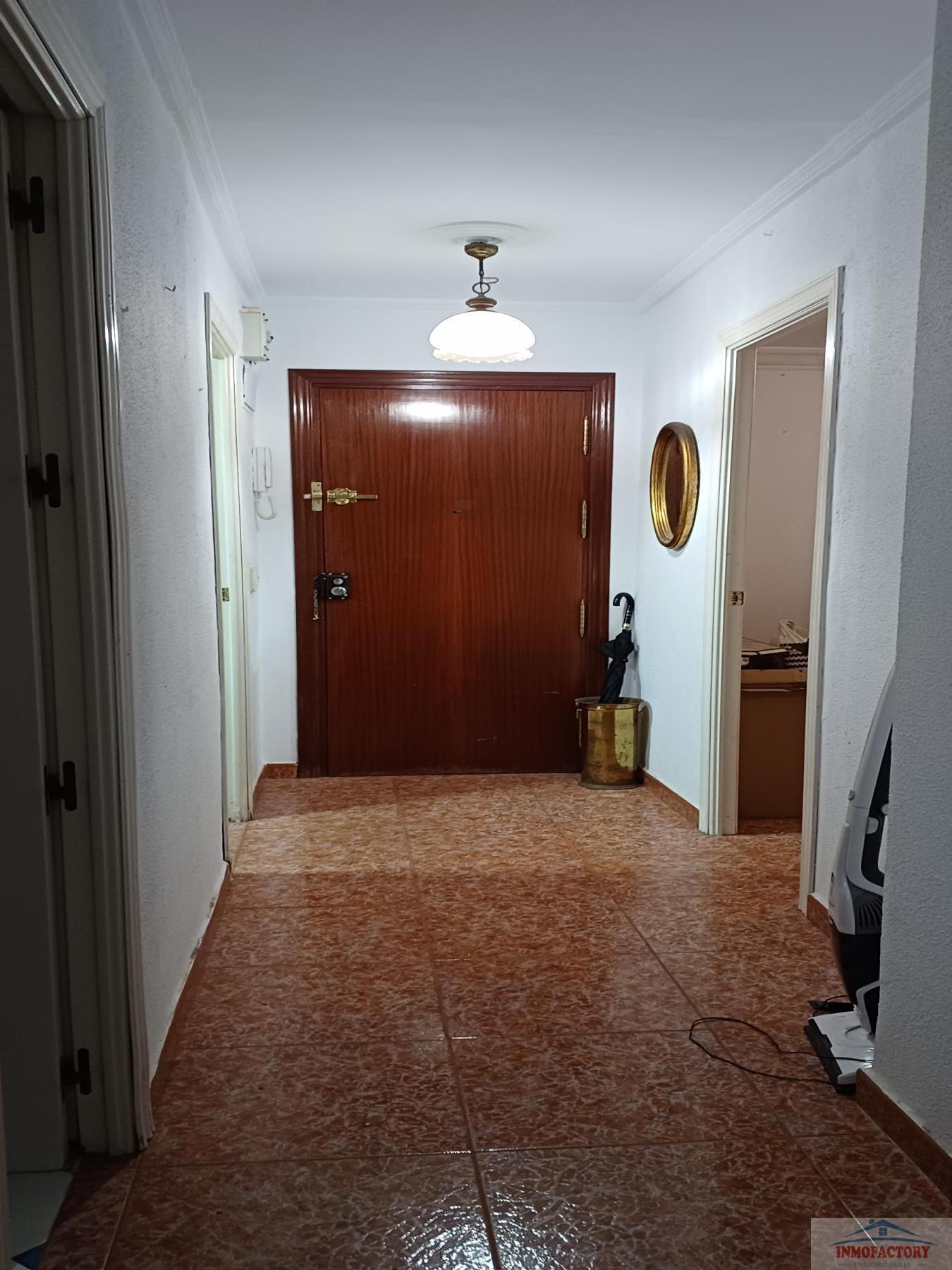 For sale of flat in Sevilla