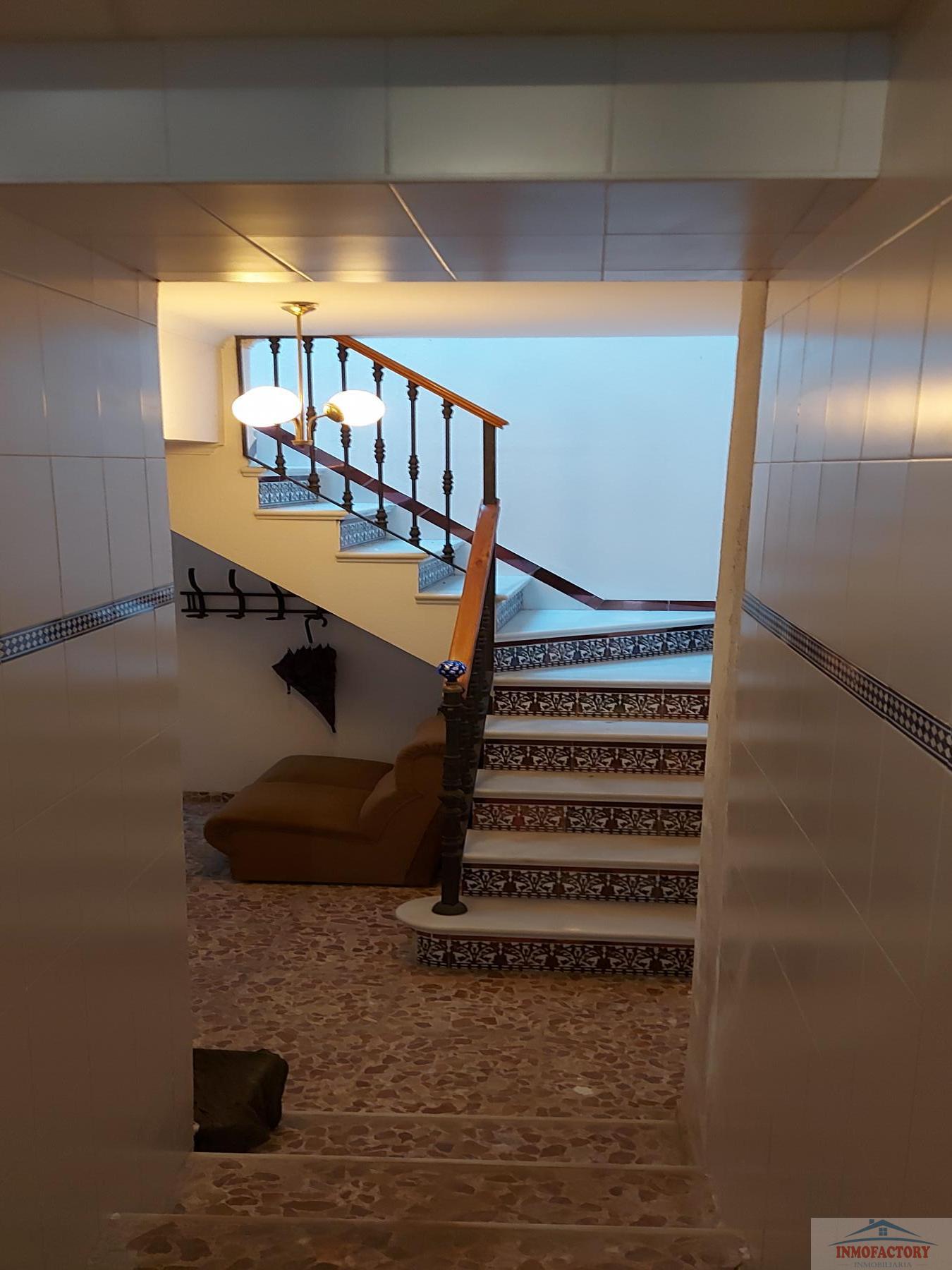 For sale of house in Sevilla