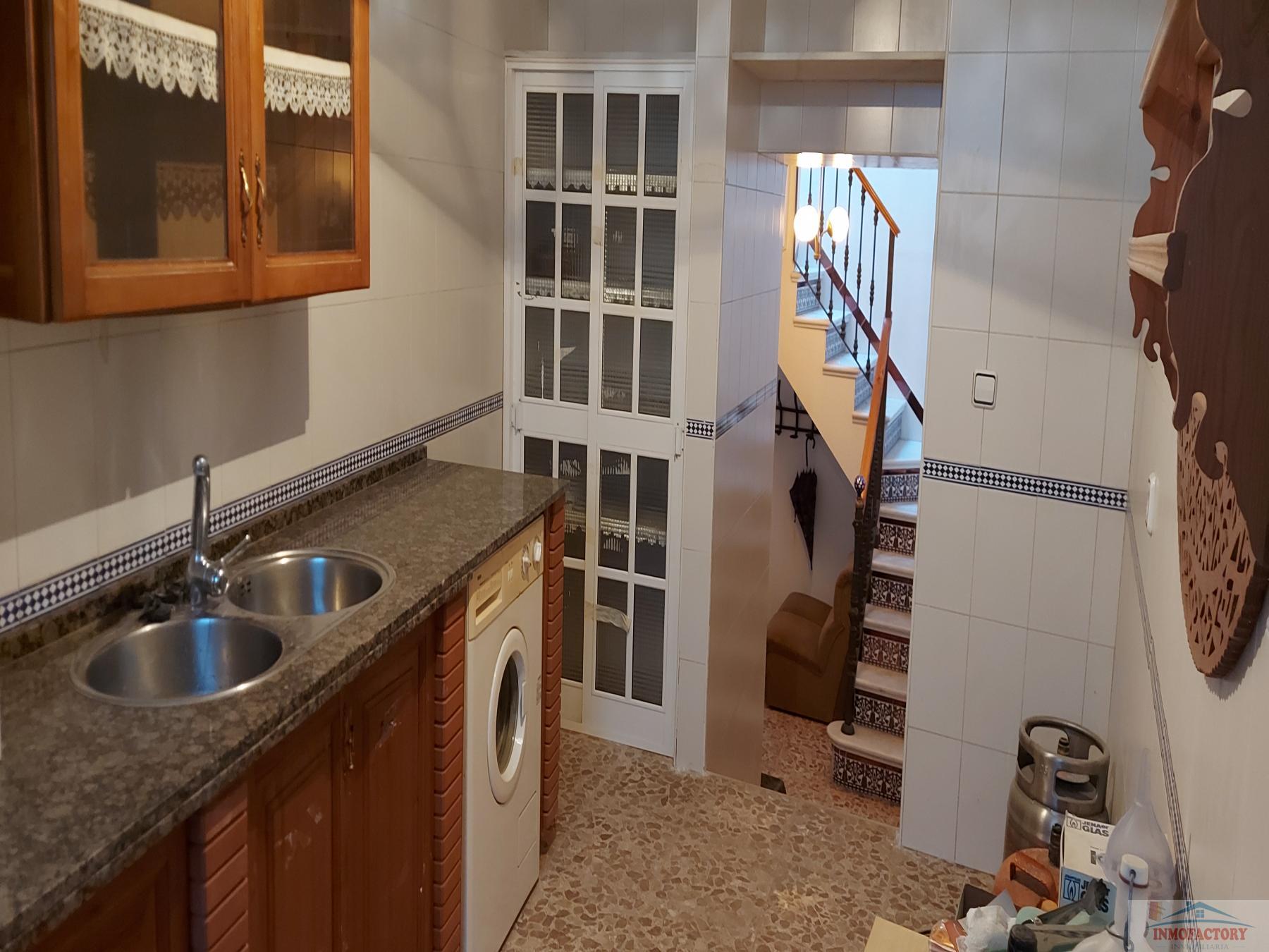 For sale of house in Sevilla