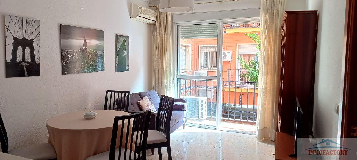 For rent of flat in Sevilla