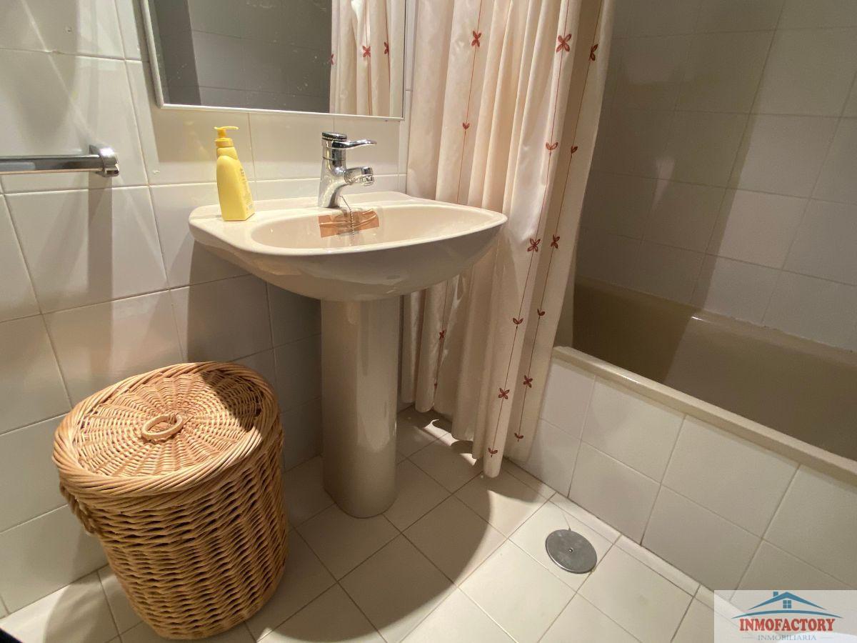 For rent of flat in Sevilla