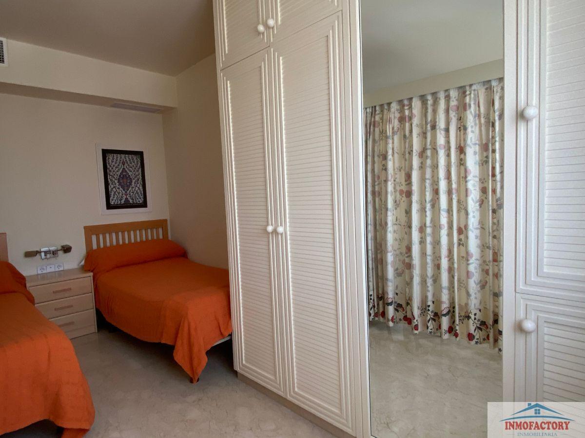 For rent of flat in Sevilla