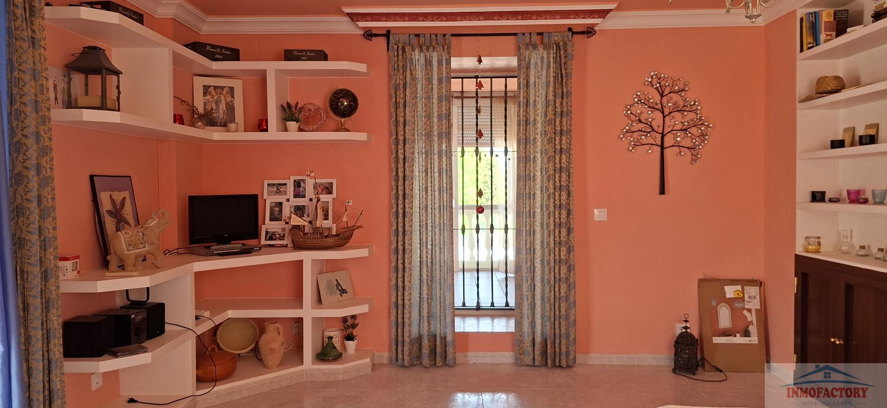 Venta de chalet en Salteras
