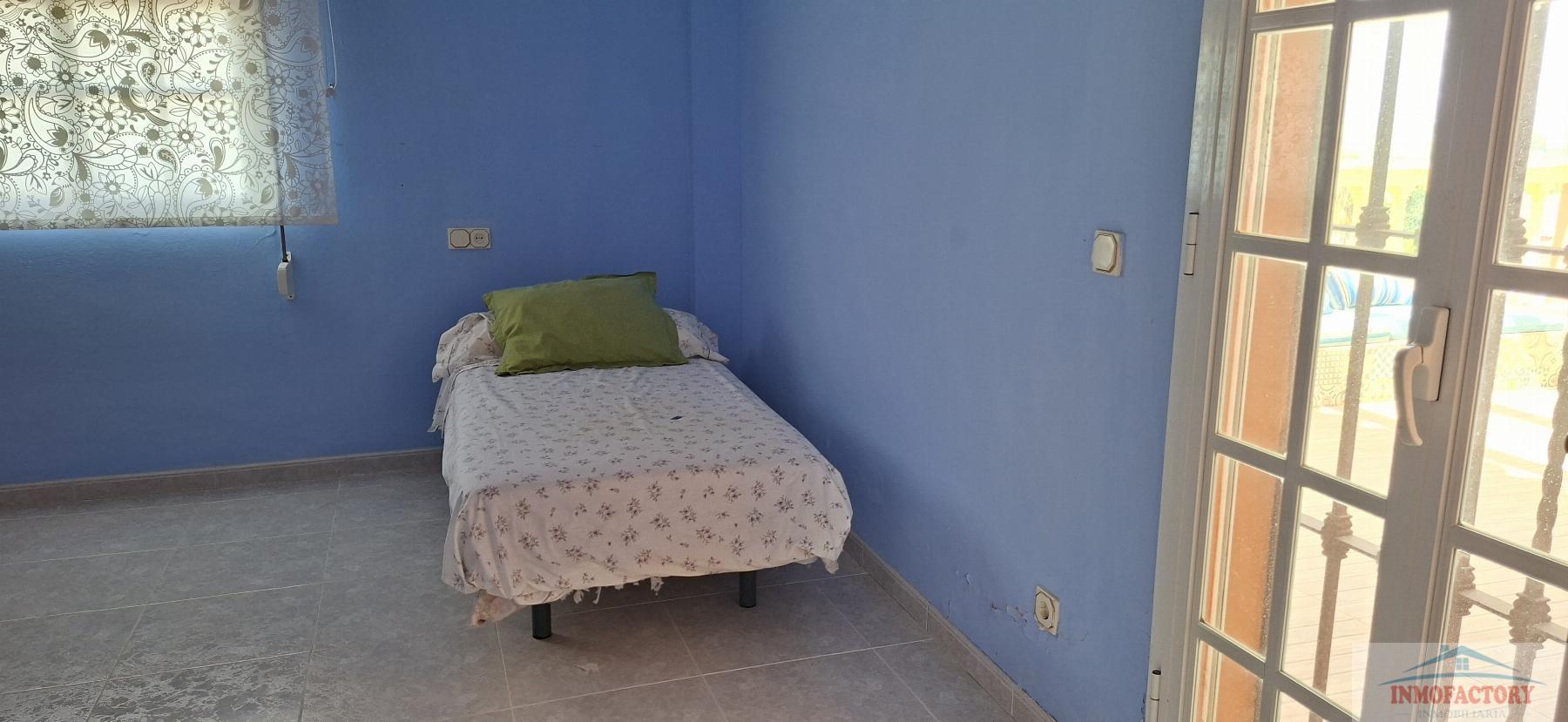 Venta de chalet en Salteras