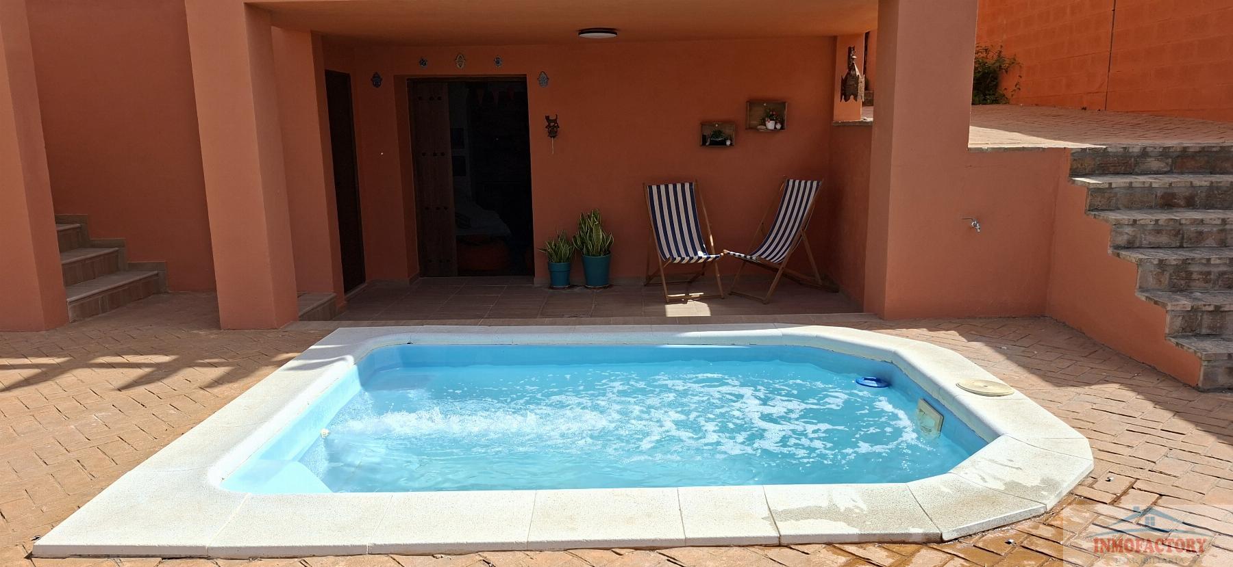Venta de chalet en Salteras