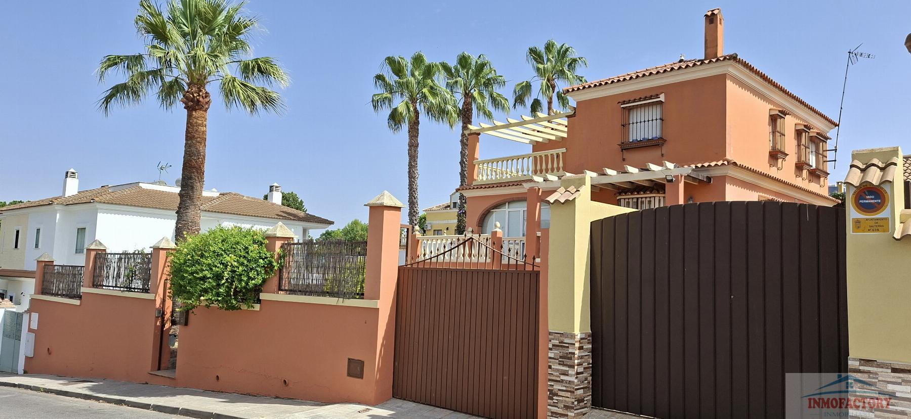 Venta de chalet en Salteras