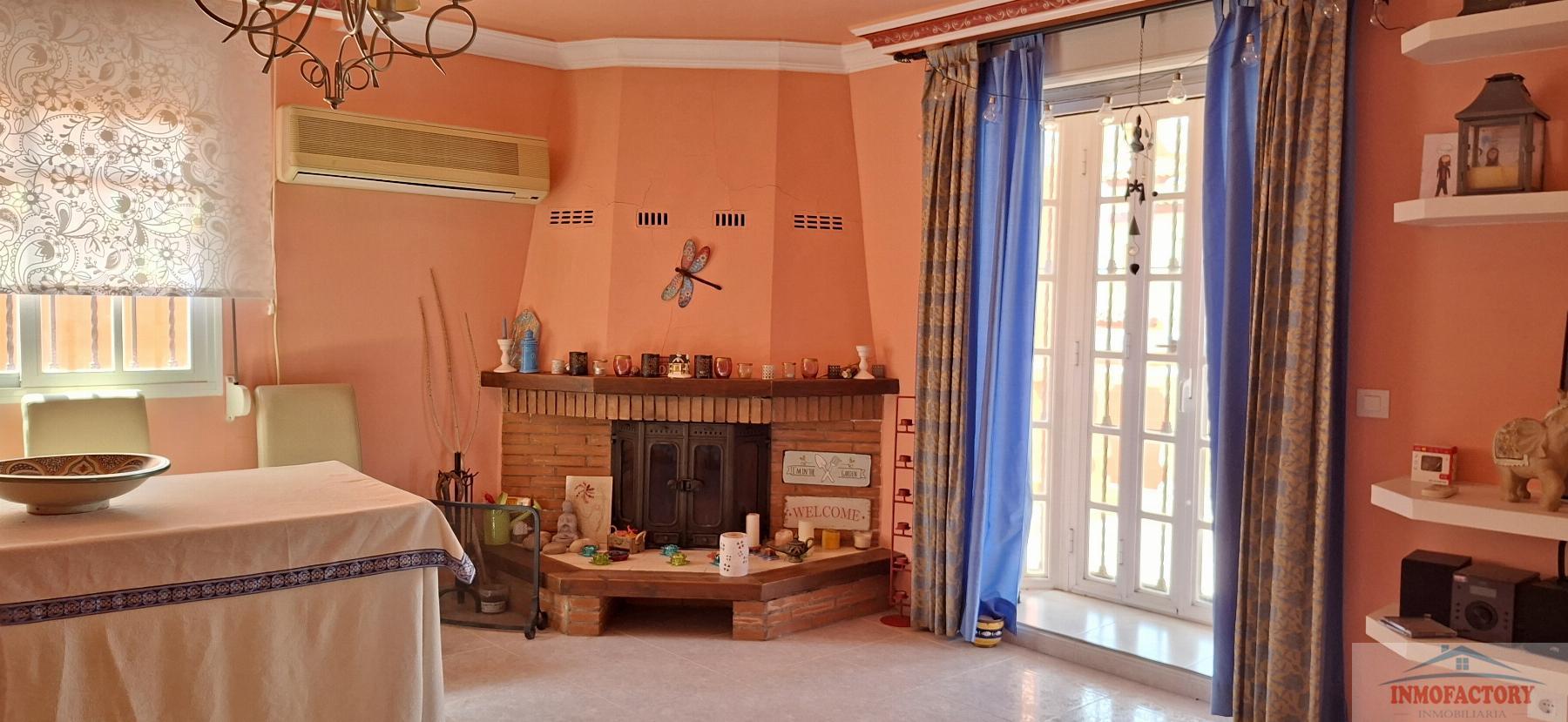 Venta de chalet en Salteras