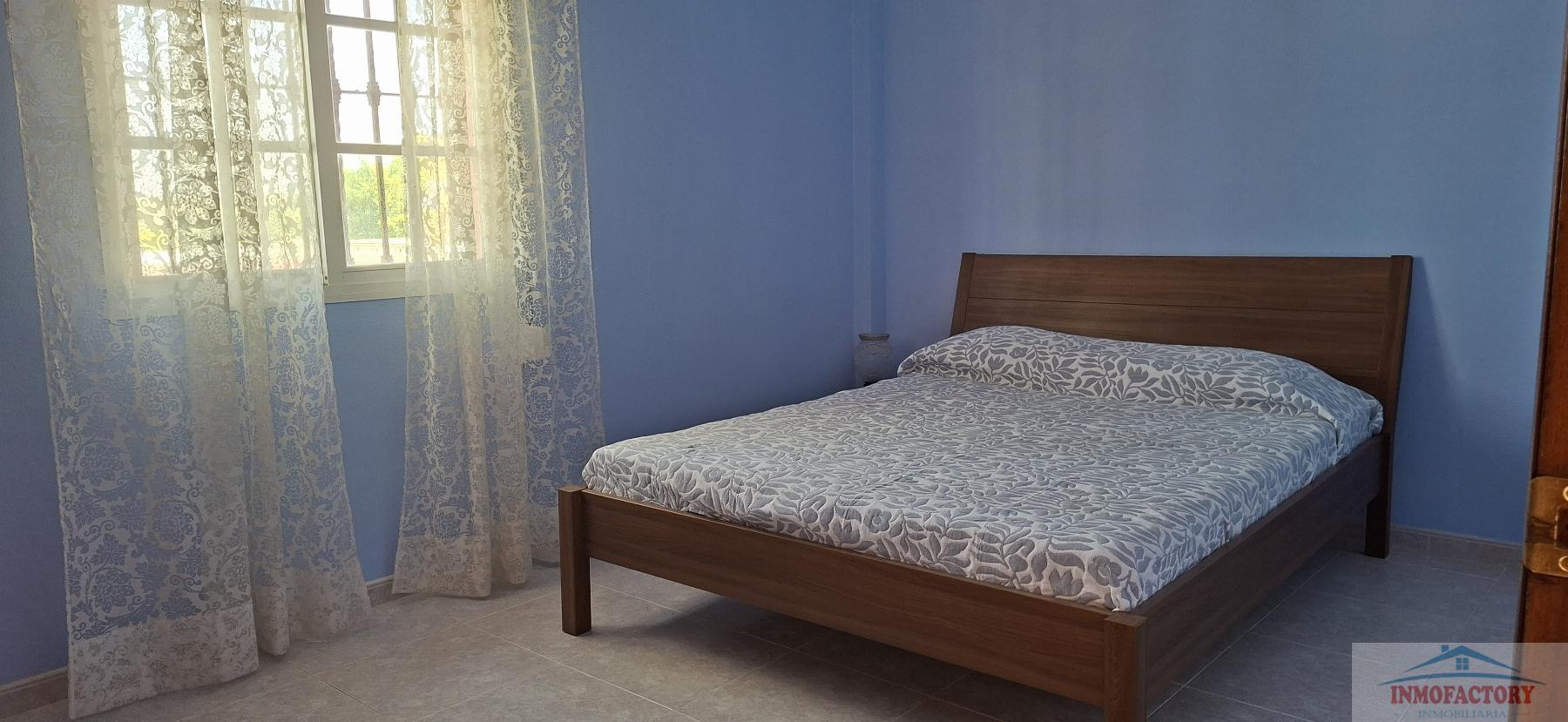 Venta de chalet en Salteras