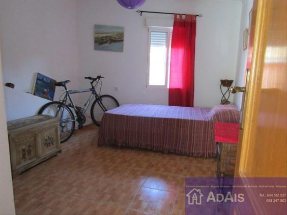 For sale of house in Ador