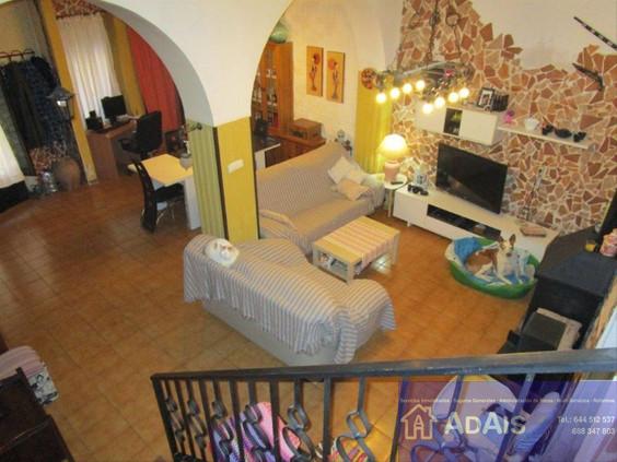 For sale of house in Ador