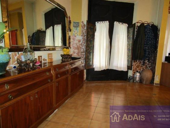 For sale of house in Ador