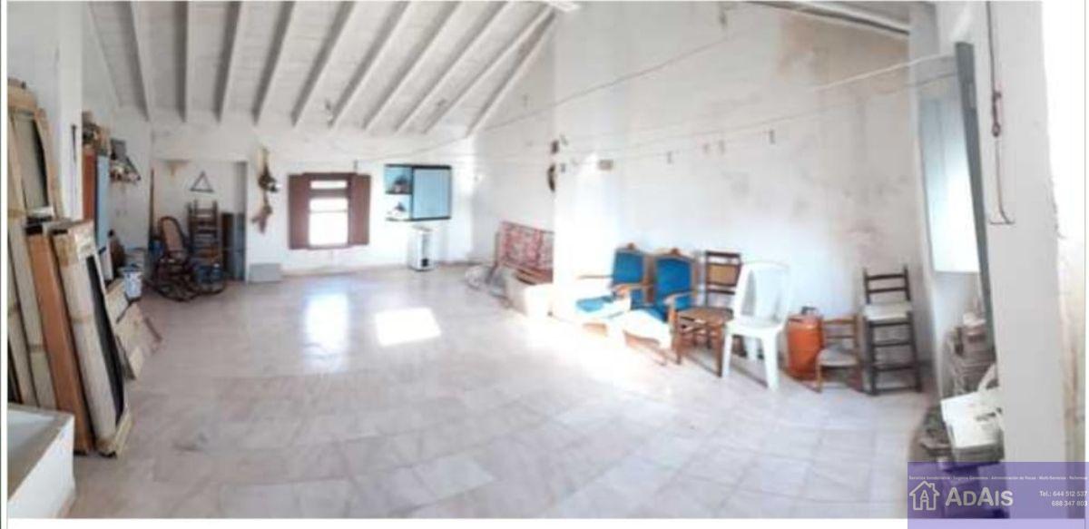 For sale of house in Beniarjó