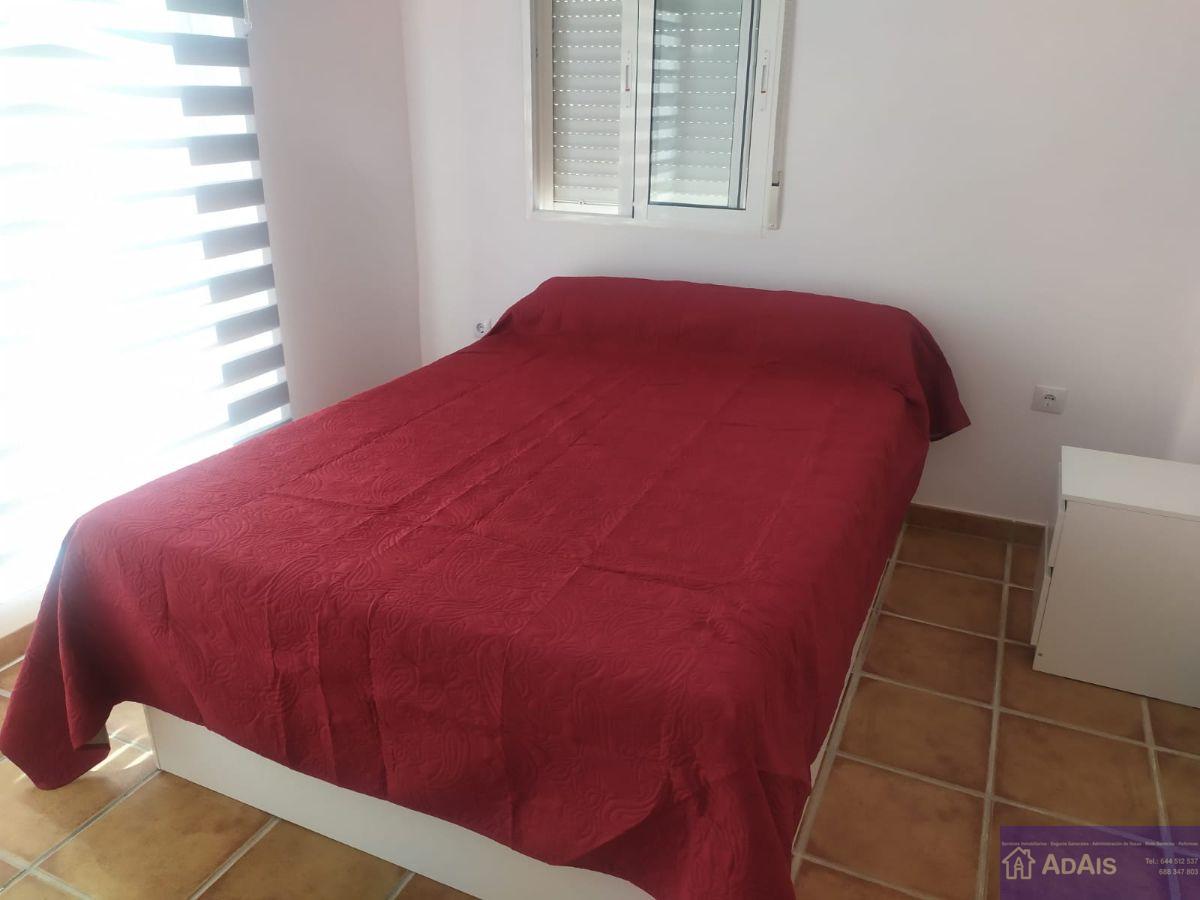 For sale of chalet in Gandia