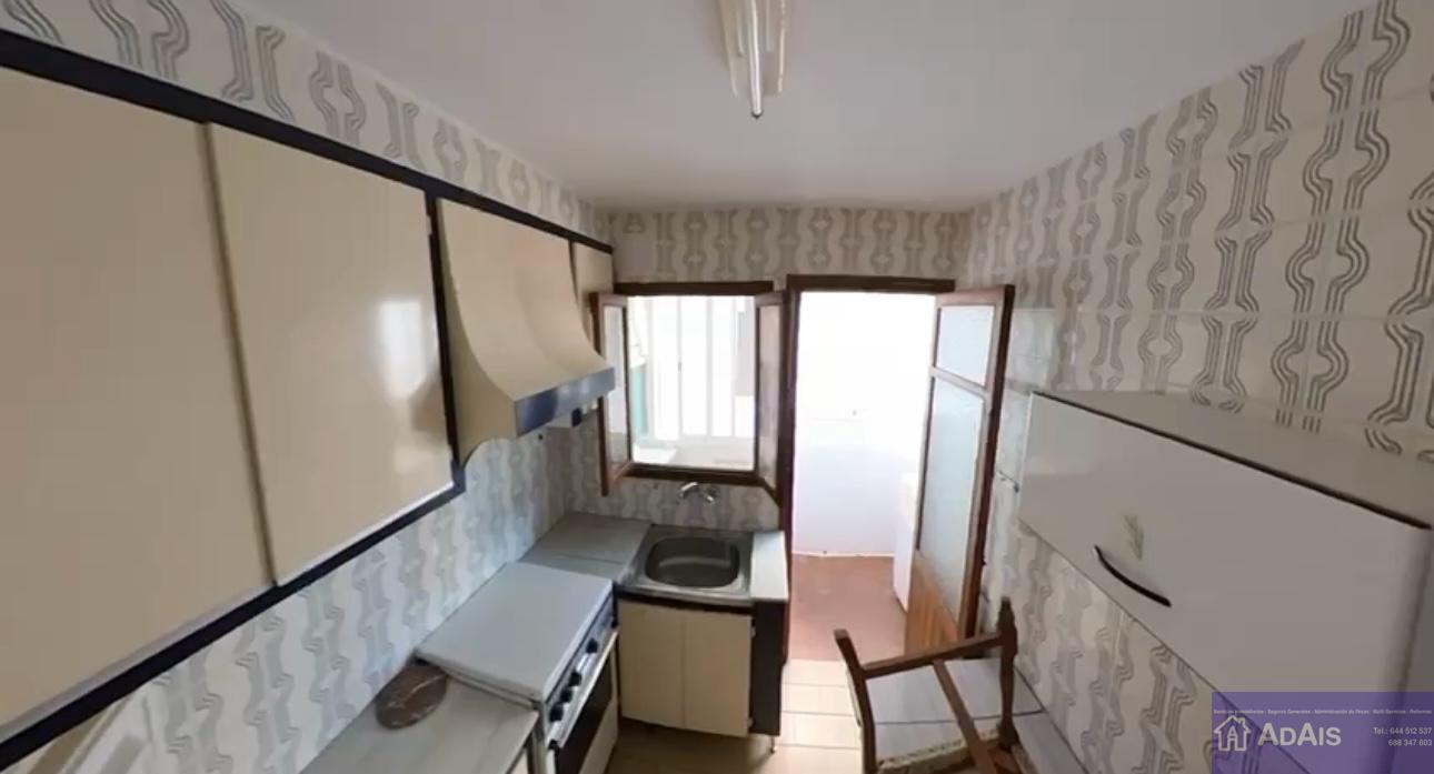 For rent of flat in Piles