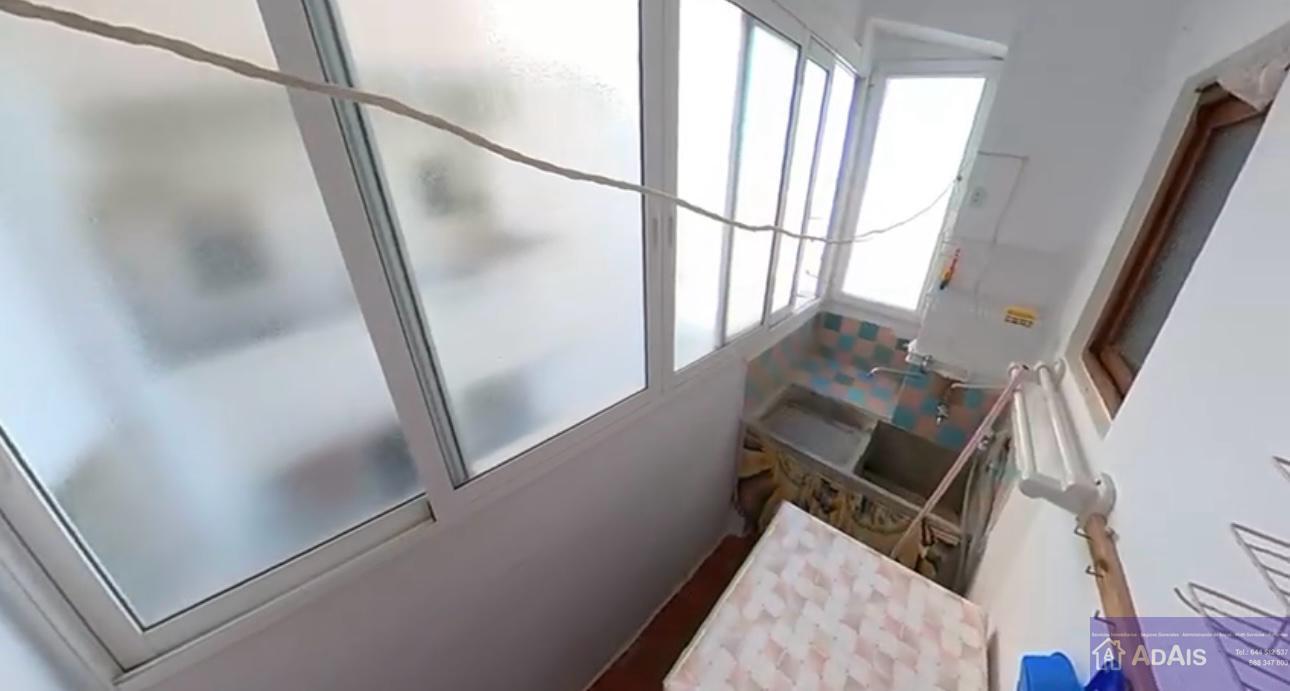 For rent of flat in Piles