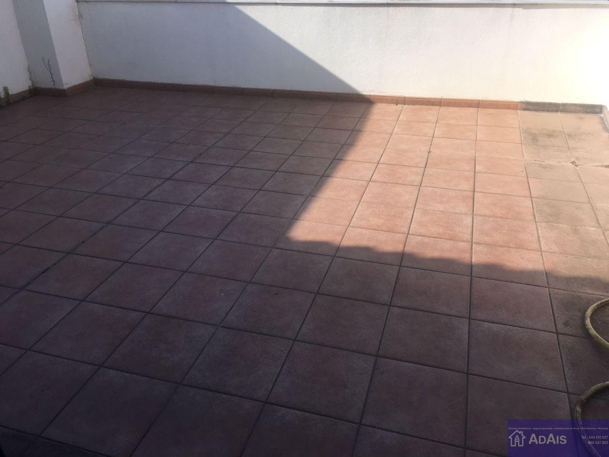 For sale of chalet in Gandia