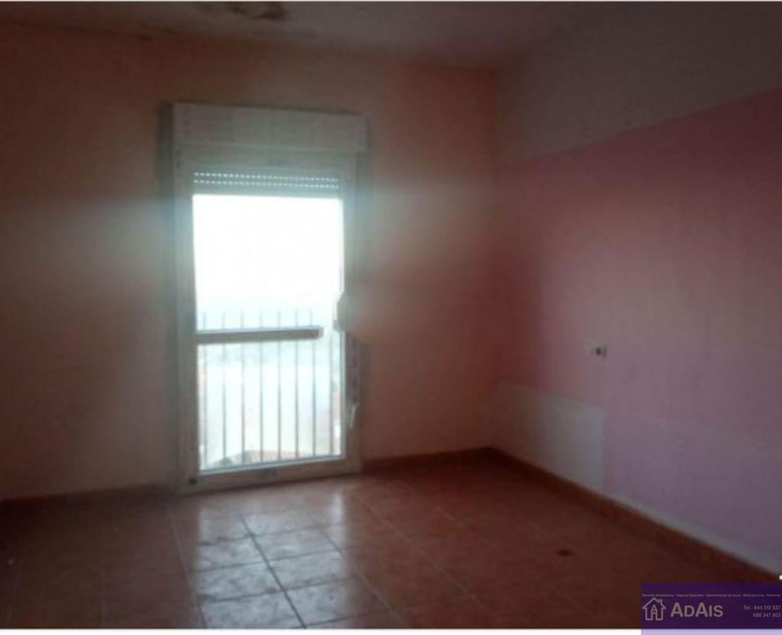 For sale of flat in Ador