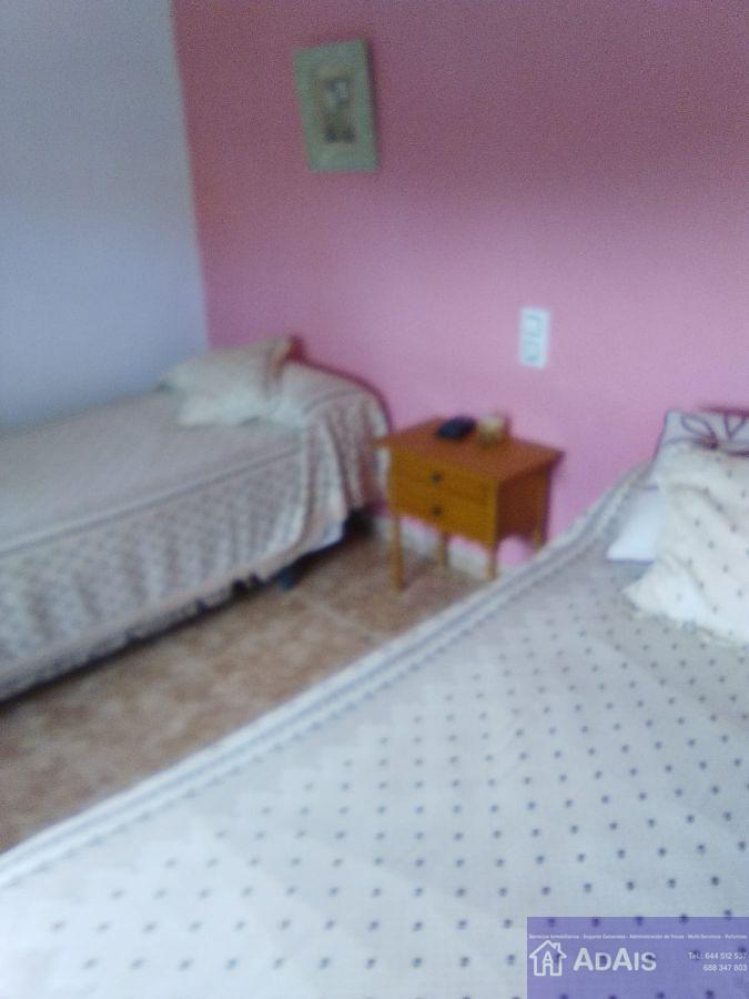 For sale of chalet in Gandia
