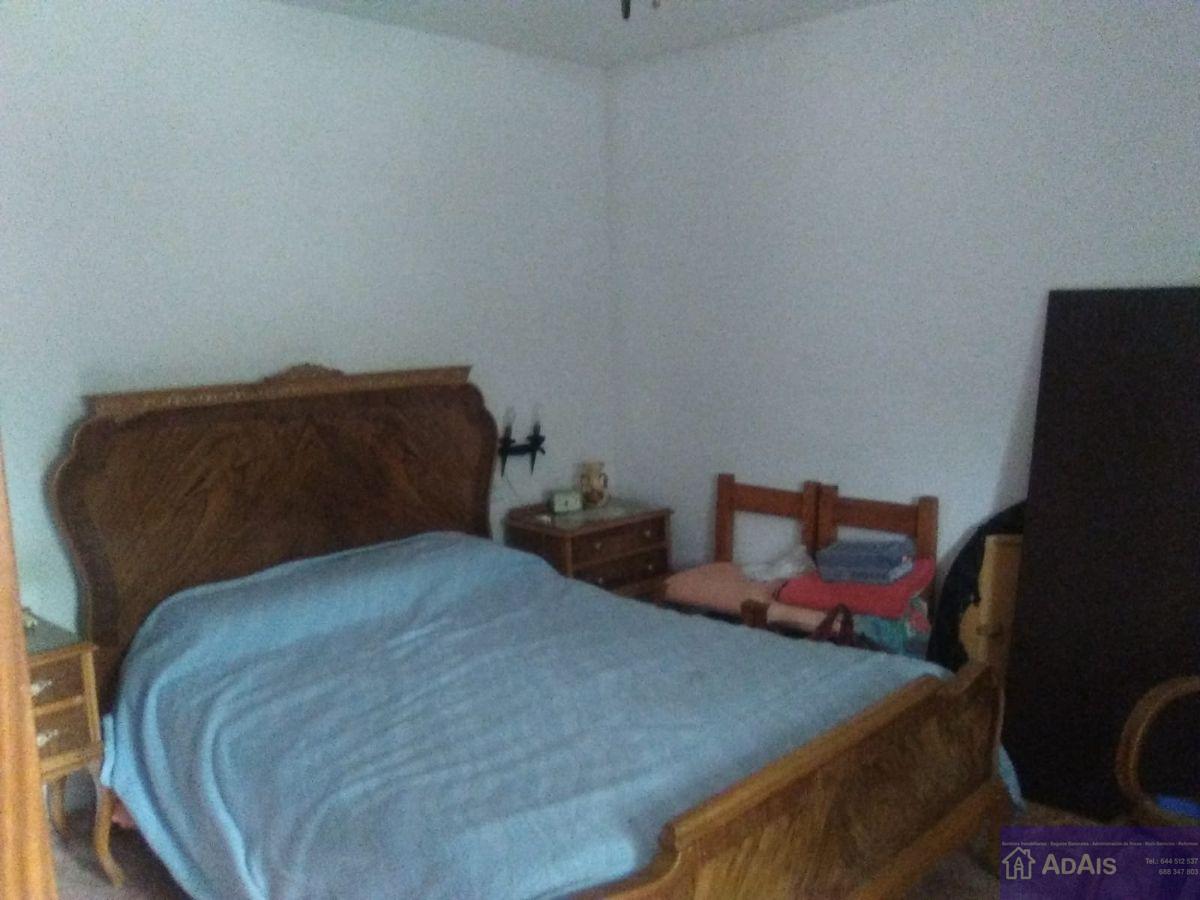 For sale of chalet in Gandia