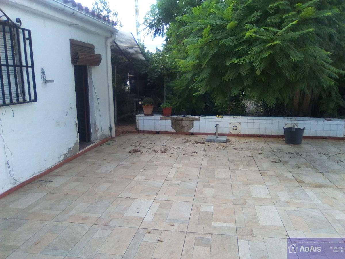 For sale of chalet in Gandia