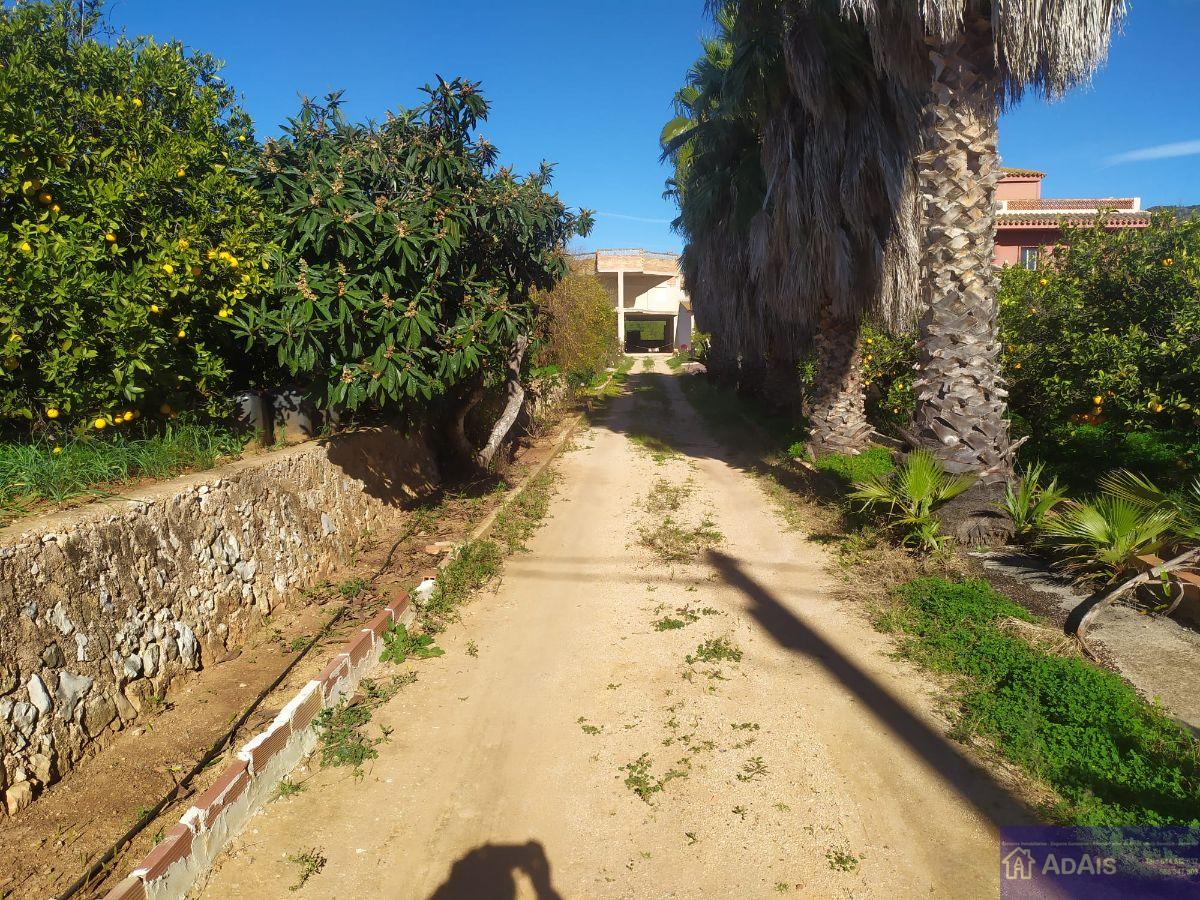 For sale of chalet in Gandia
