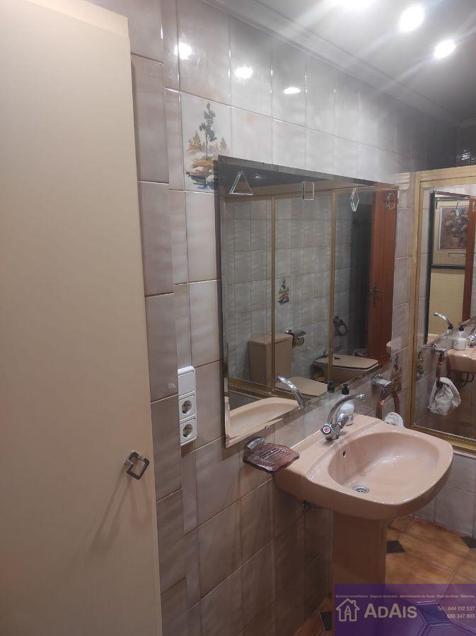 For sale of flat in Almoines