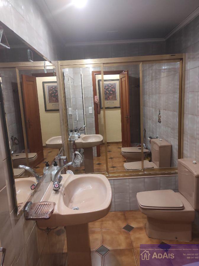 For sale of flat in Almoines