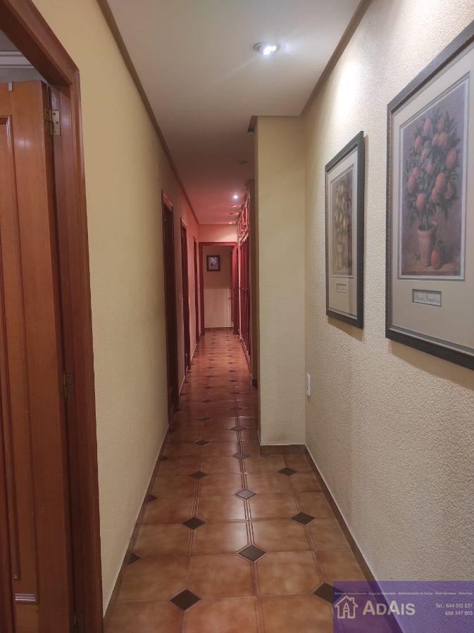 For sale of flat in Almoines