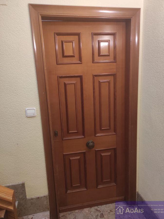 For sale of flat in Almoines