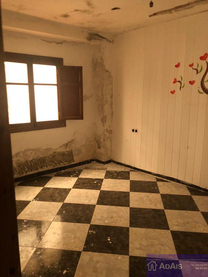 For sale of house in Oliva