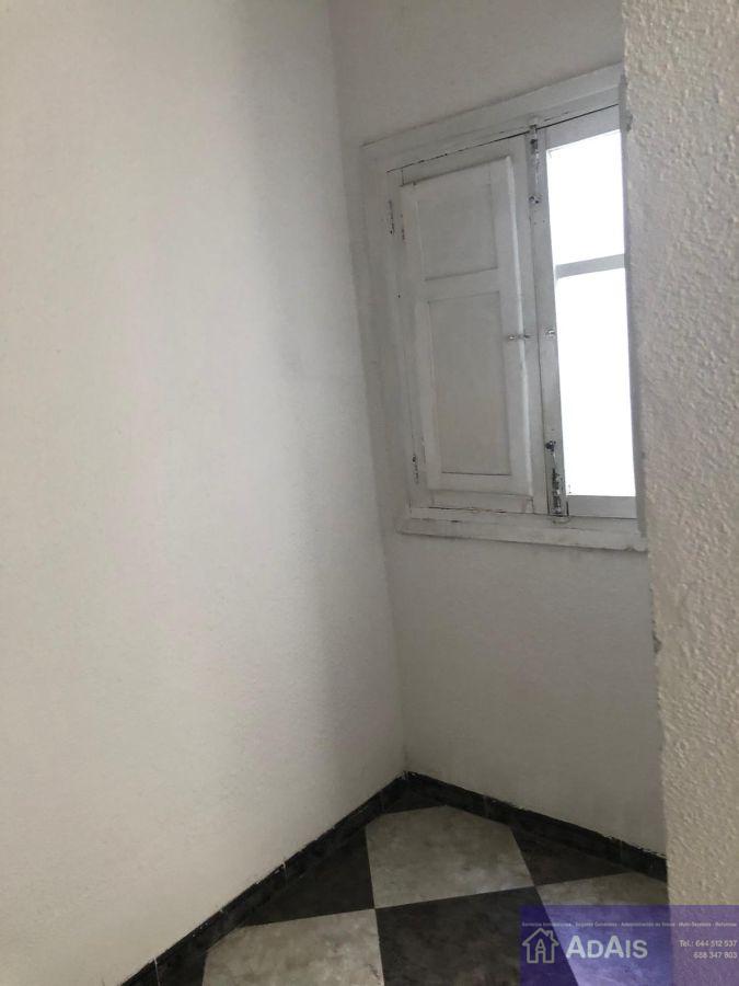 For sale of house in Oliva