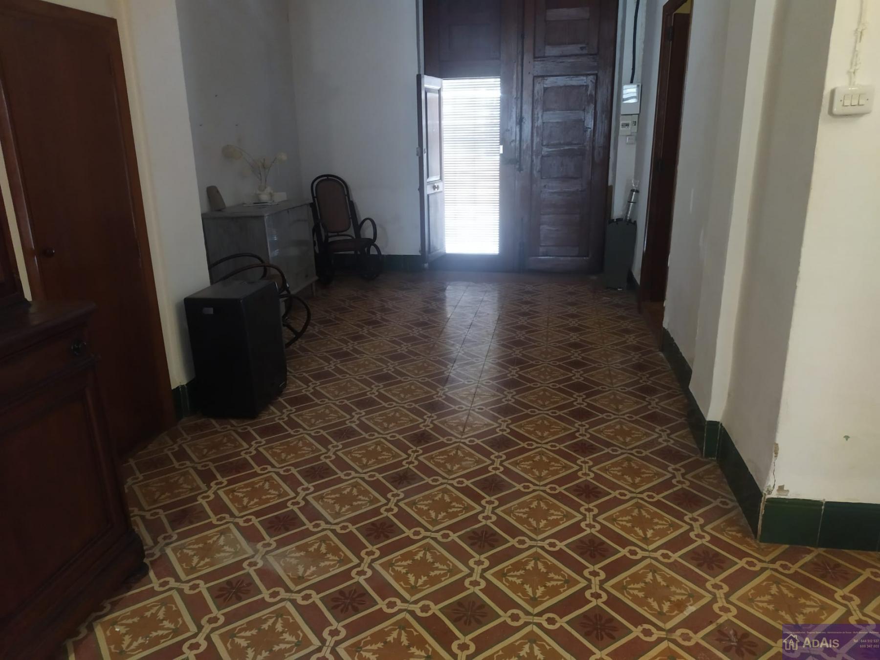 For sale of house in Alqueria de la Comtessa l