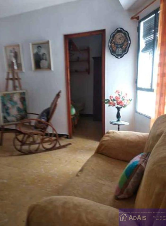 For sale of flat in Oliva