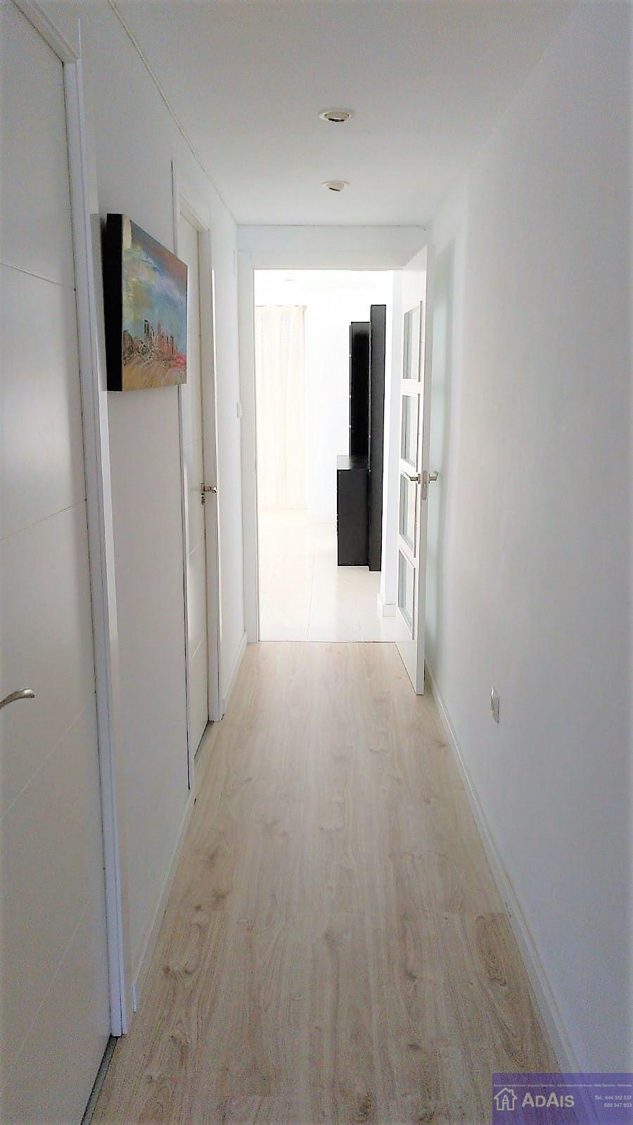 For sale of penthouse in Gandia