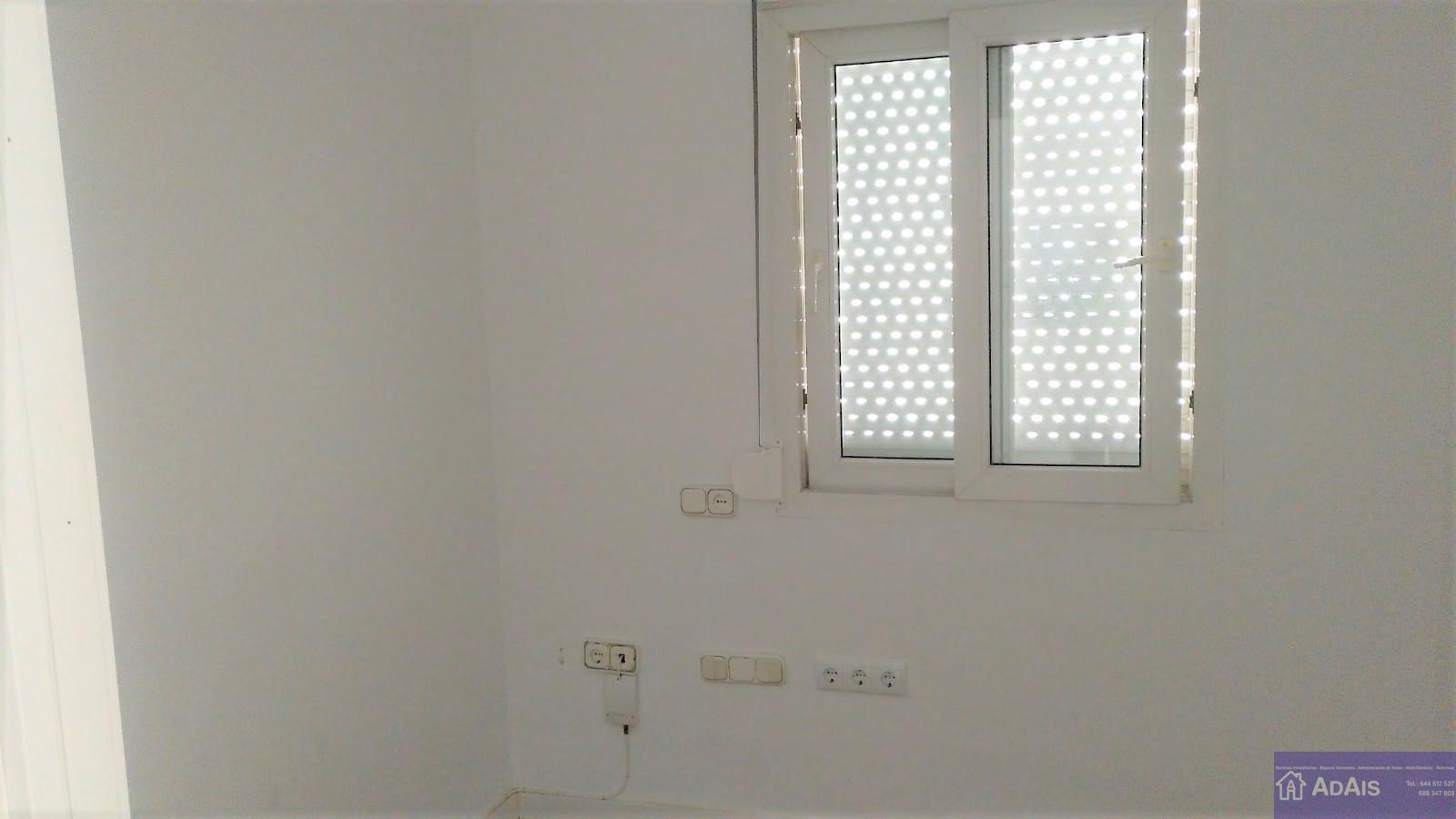 For sale of penthouse in Gandia