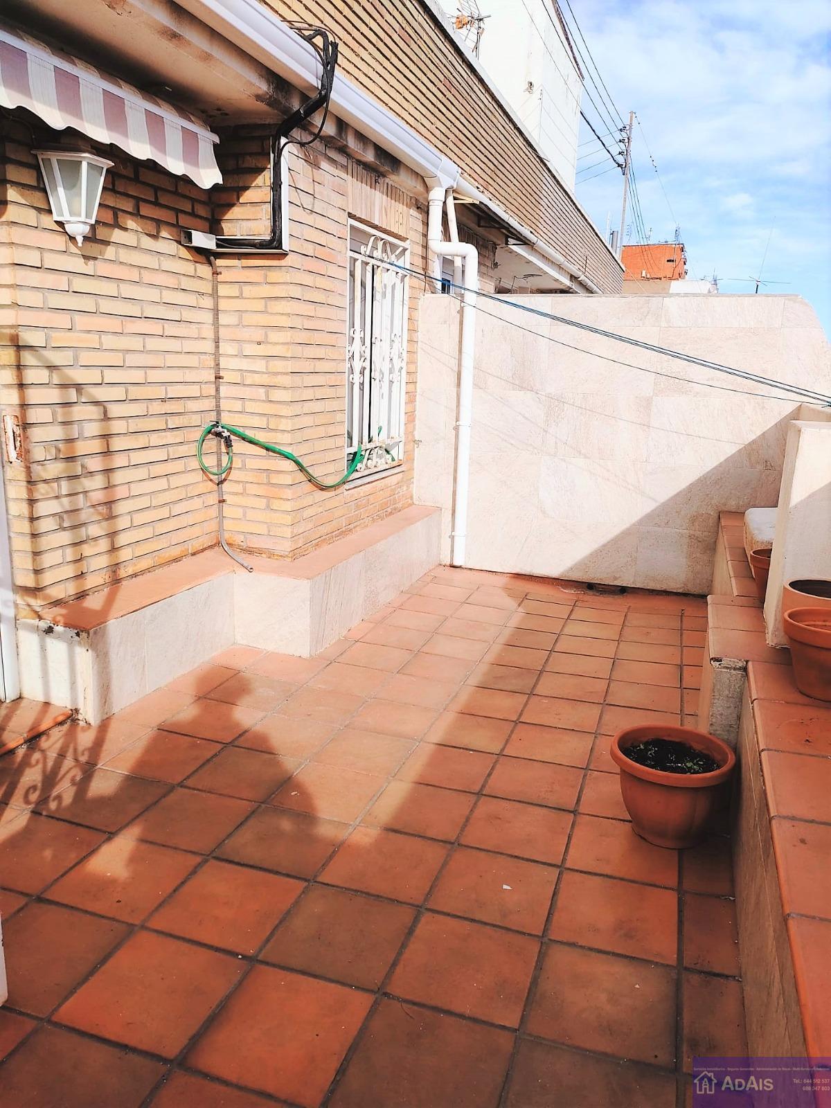 For sale of penthouse in Gandia