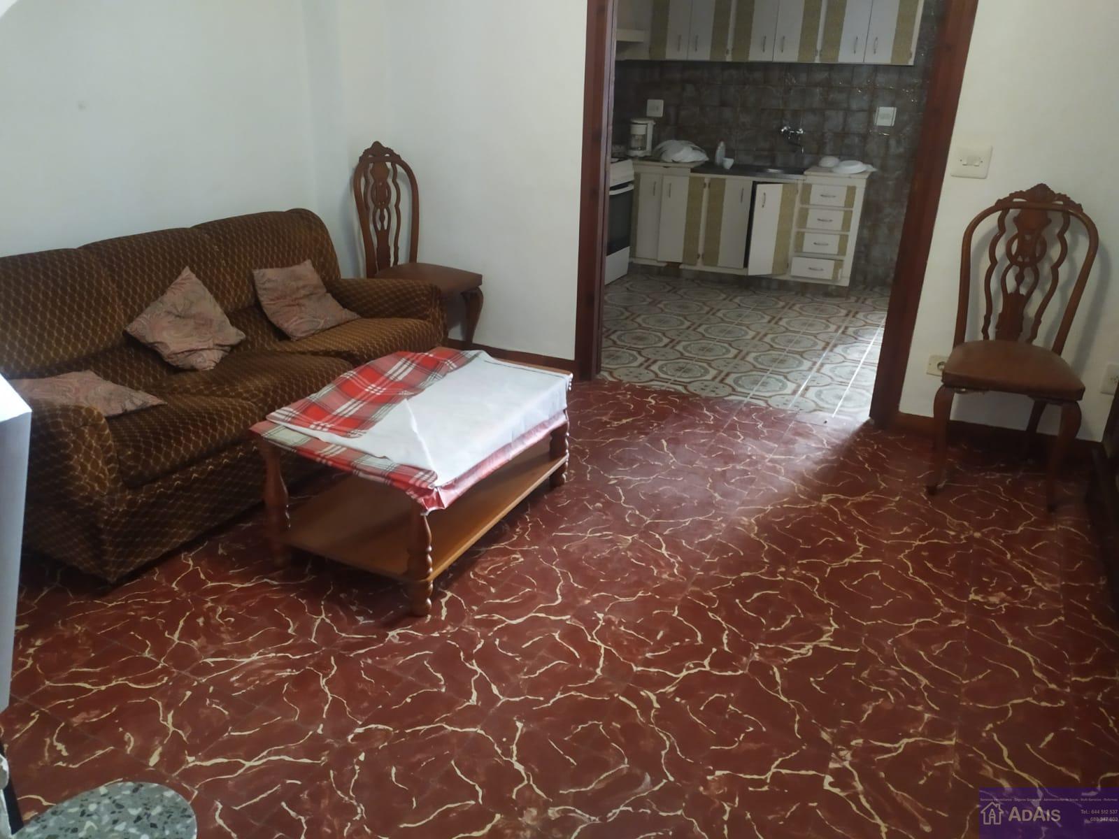 For sale of house in Oliva