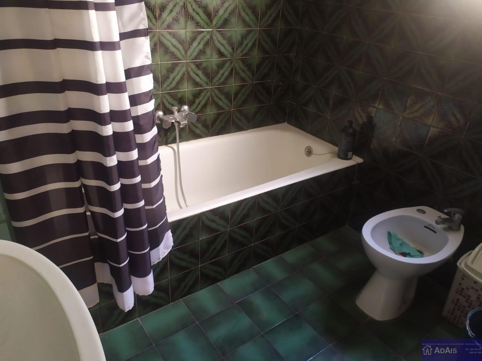 For sale of house in Oliva