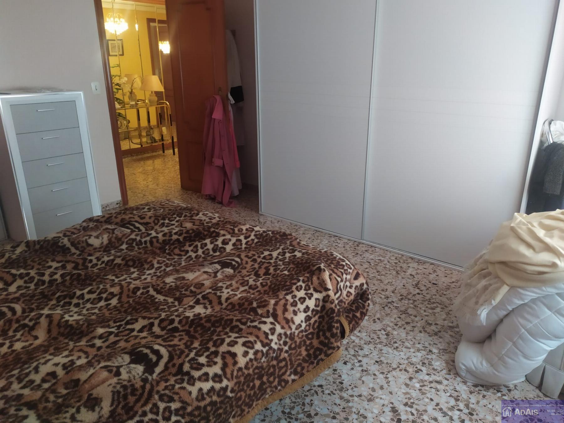 For sale of flat in Gandia