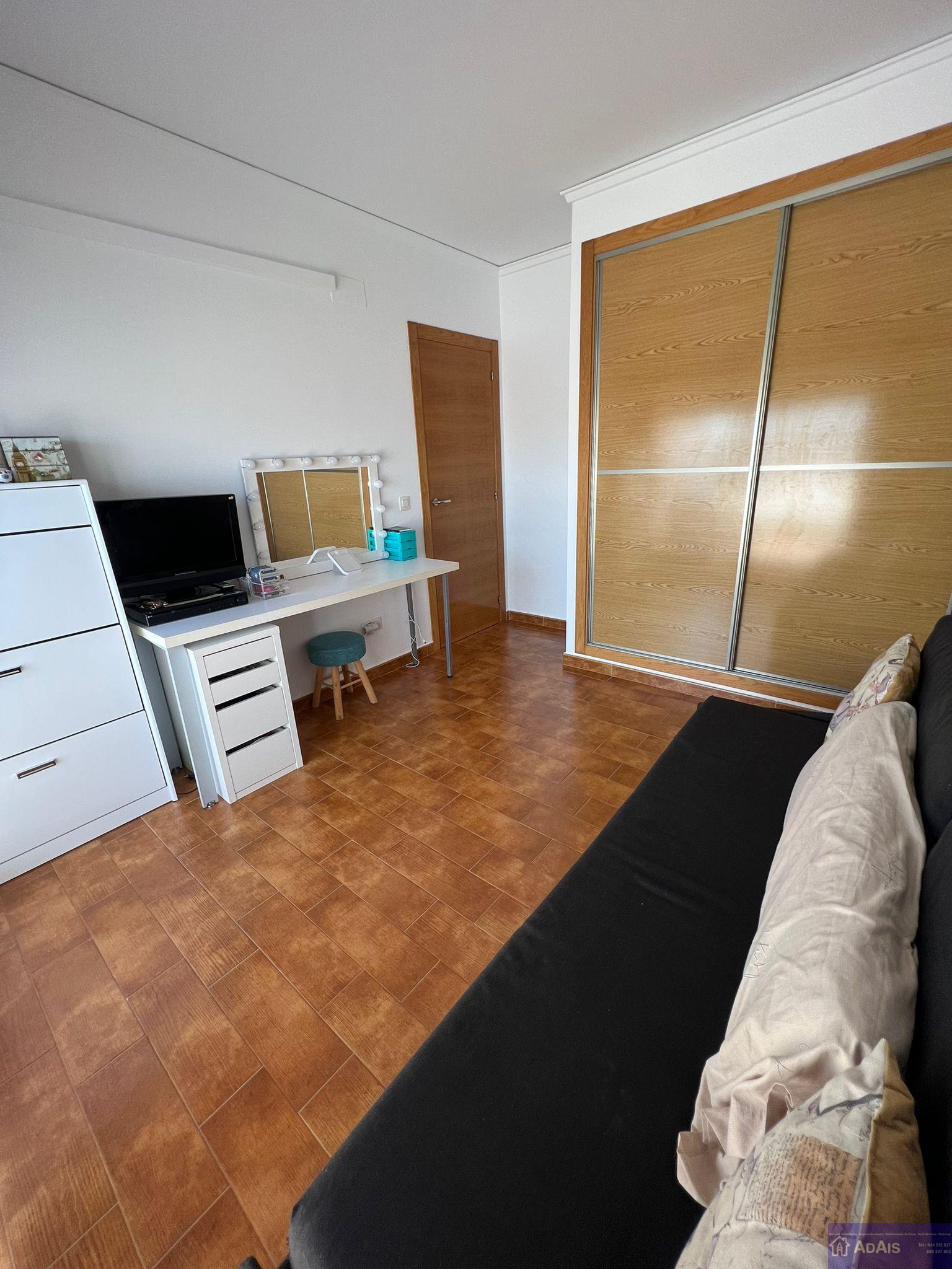For sale of duplex in Gandia