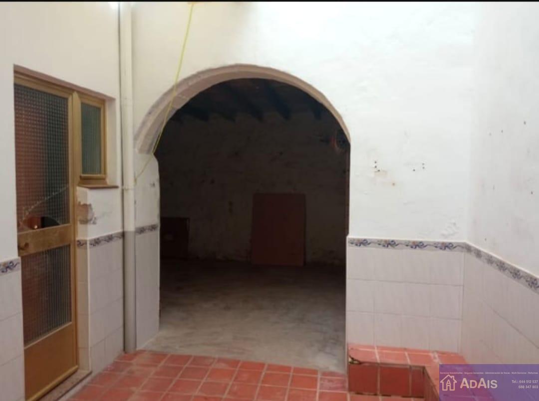 For sale of house in Oliva