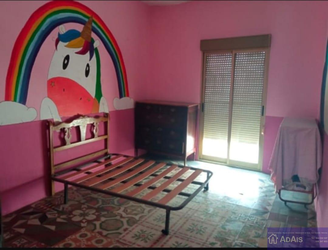 For sale of house in Oliva