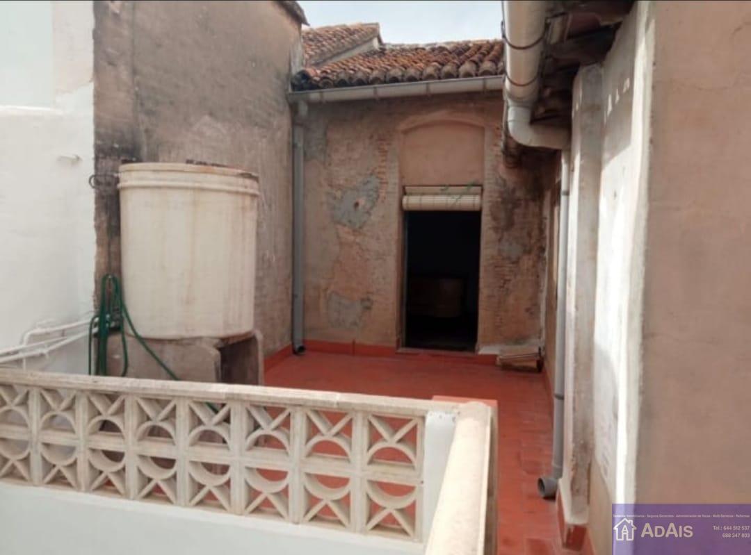For sale of house in Oliva