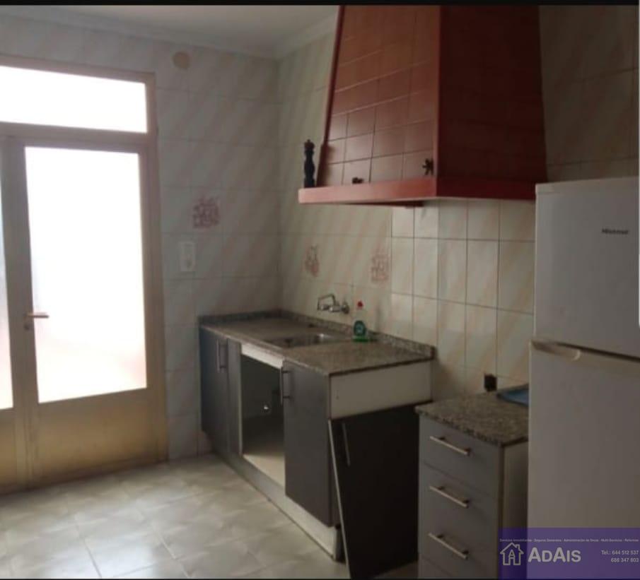 For sale of house in Oliva