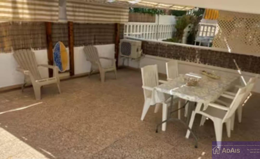 For sale of ground floor in Oliva